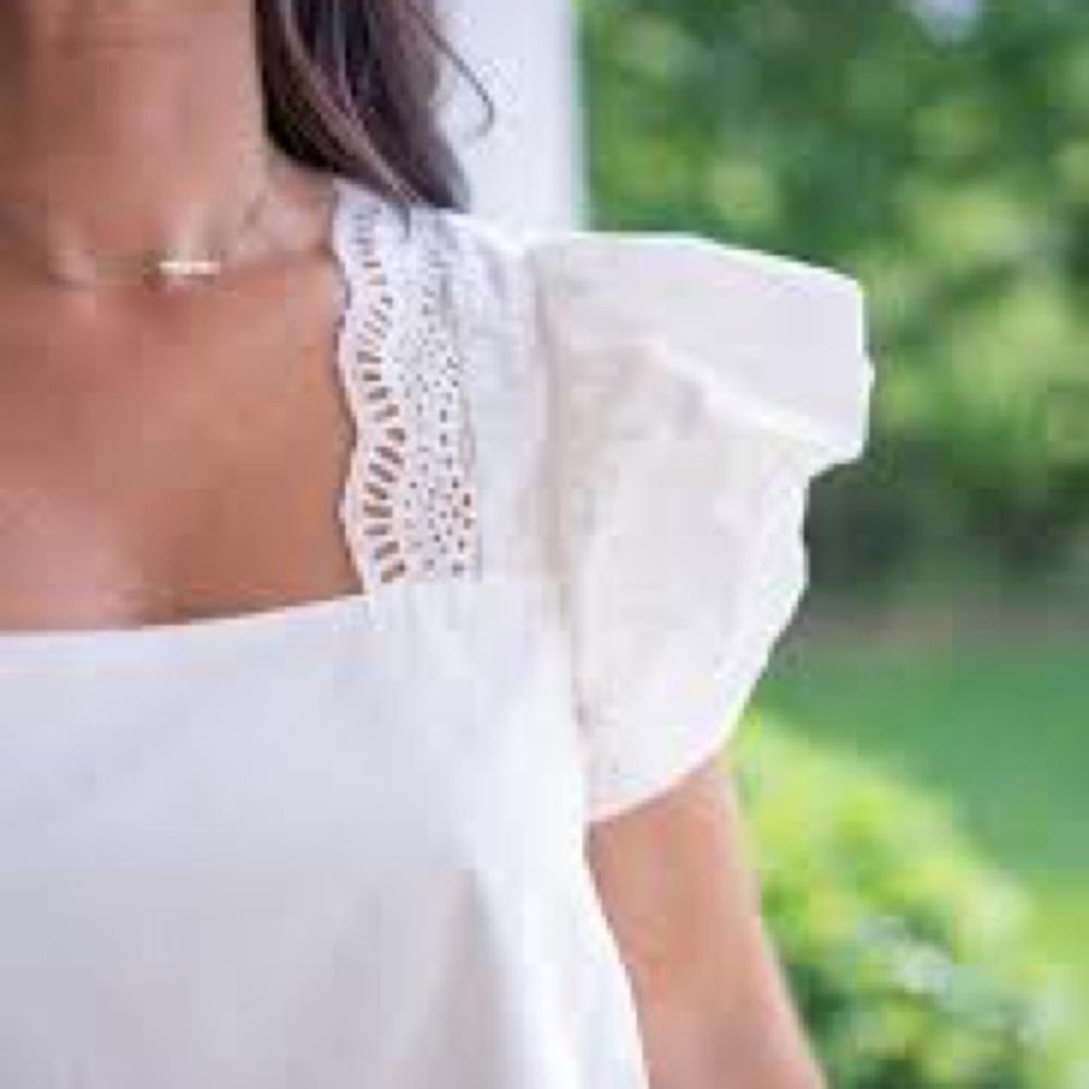 By Anthropologie / White Embroidered
Peasant Top / NWT Size M - Picture 3 of 16